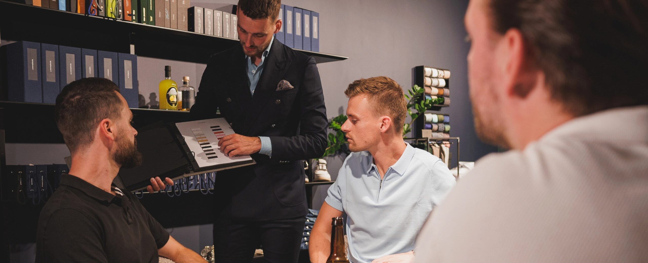 Langskomen? Dit is een faketekst om een afspraak te maken. Kom langs!